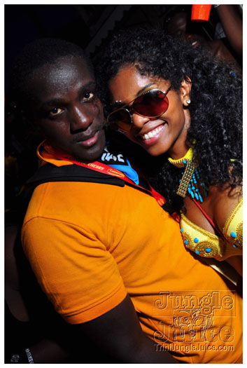 grenada_carnival_tues_2011_pt2-155
