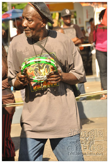 grenada_carnival_tues_2011_pt3-020