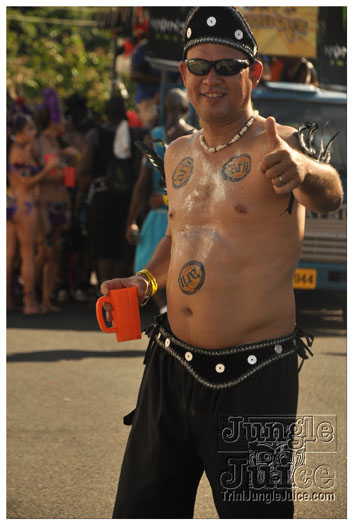 grenada_carnival_tues_2011_pt3-046