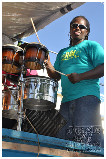 grenada_carnival_tues_2011_pt3-073