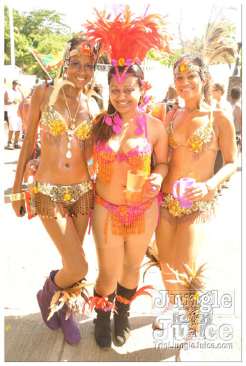 grenada_carnival_tues_2011_pt3-139