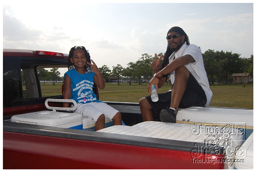 houston_parade_jul3_2011_pt1-041