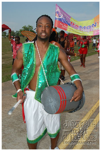 houston_parade_jul3_2011_pt1-095
