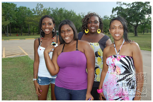 houston_parade_jul3_2011_pt1-128