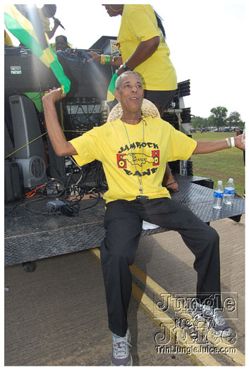 houston_parade_jul3_2011_pt1-133