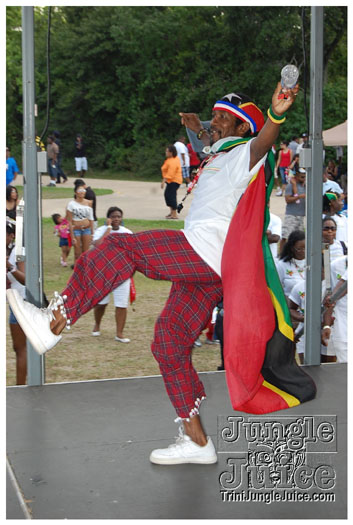 houston_parade_jul3_2011_pt1-176