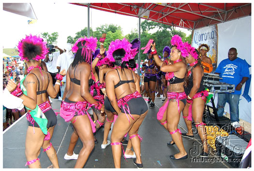 houston_parade_jul3_2011_pt1-199