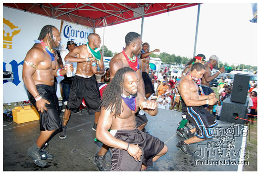 houston_parade_jul3_2011_pt2-012