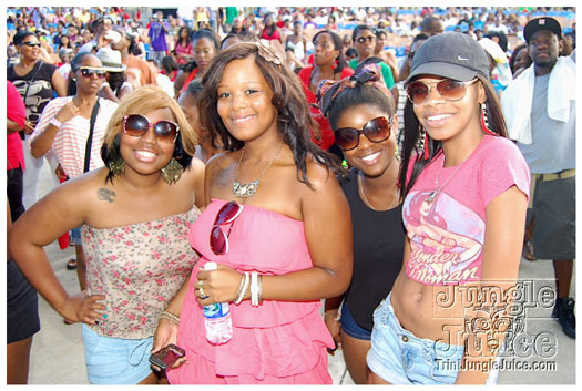 houston_parade_jul3_2011_pt2-033