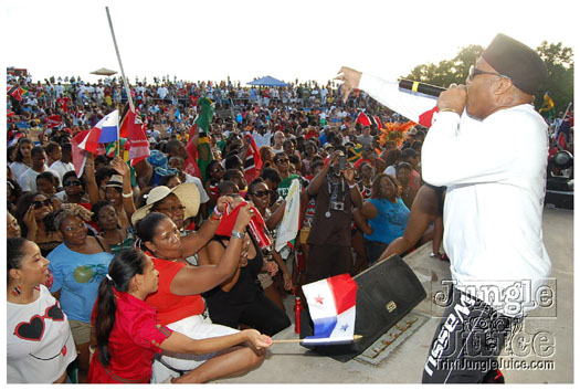 houston_parade_jul3_2011_pt2-044