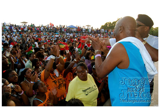 houston_parade_jul3_2011_pt2-081