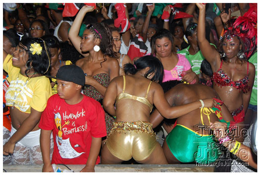 houston_parade_jul3_2011_pt2-129