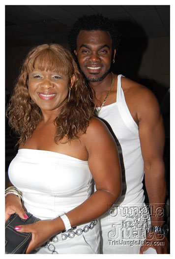 ultra_glo_houston_jun30-037