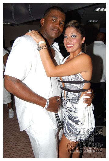 ultra_glo_houston_jun30-044