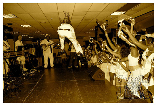 ultra_glo_houston_jun30-064