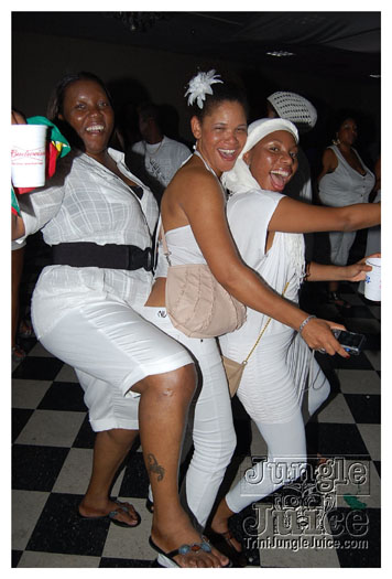 ultra_glo_houston_jun30-121