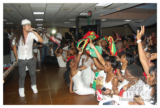 ultra_glo_houston_jun30-134