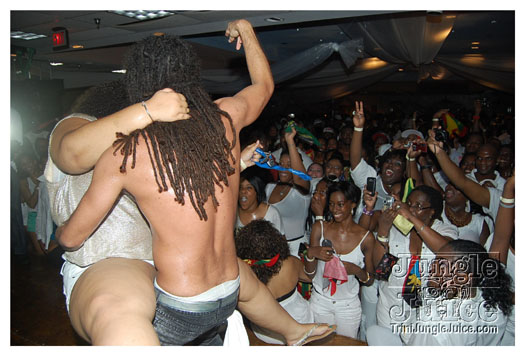 ultra_glo_houston_jun30-147