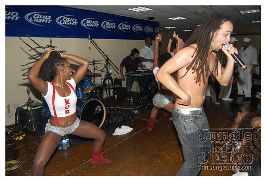 ultra_glo_houston_jun30-152