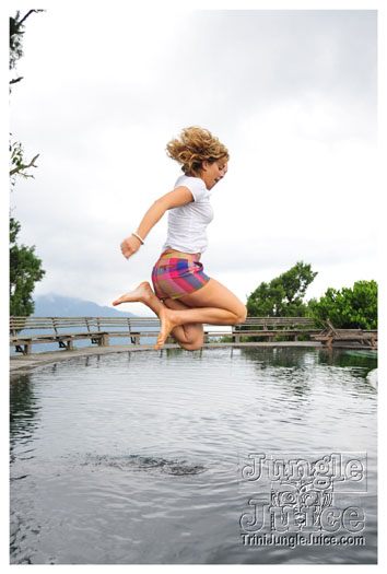 bacchanal_ja_extras_2011-039