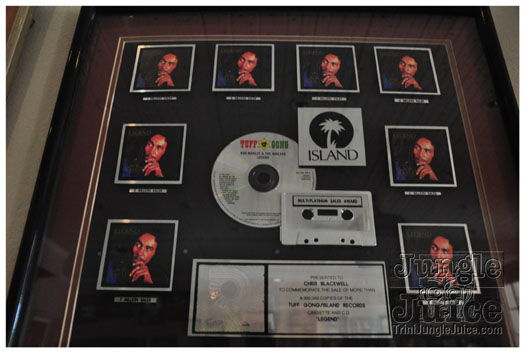 bacchanal_ja_extras_2011-050