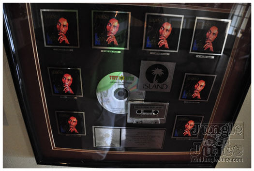 bacchanal_ja_extras_2011-051