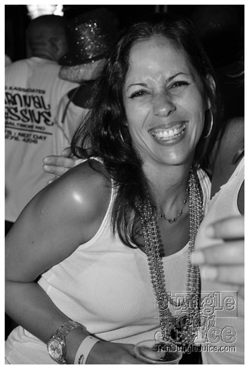 bacchanal_jouvert_2011_pt1-019