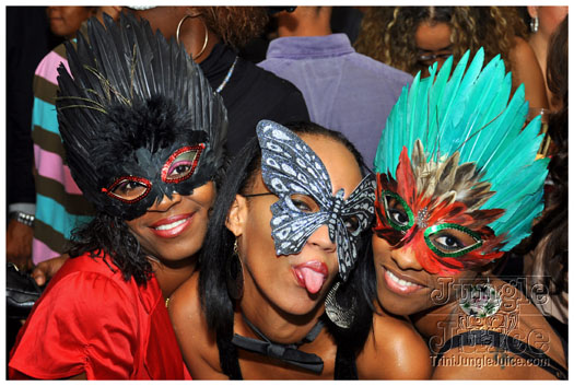 au_bal_masque_jan28-013