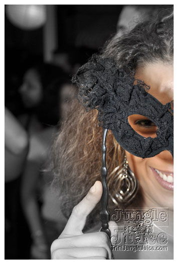 au_bal_masque_jan28-019