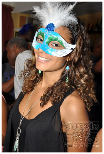 au_bal_masque_jan28-026