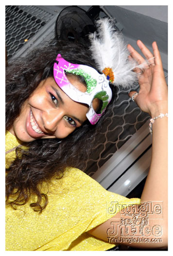 au_bal_masque_jan28-058