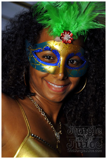 au_bal_masque_jan28-060