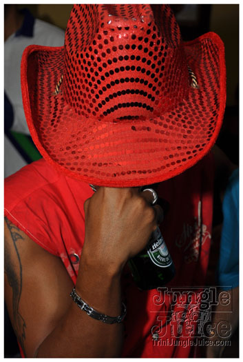 au_bal_masque_jan28-076