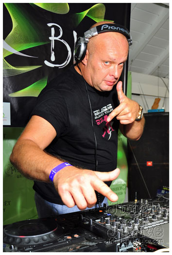 bliss_summer_tour_2011_part1-072