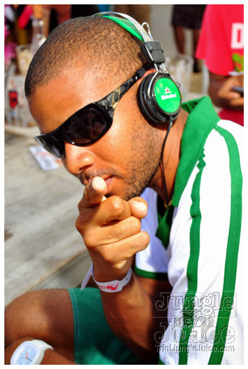 bliss_summer_tour_2011_part1-086