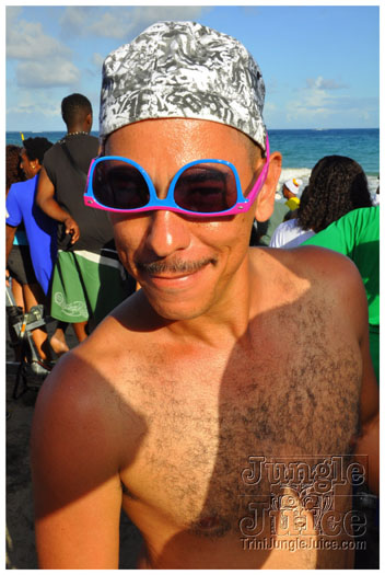 jet_attitud_jun11-010