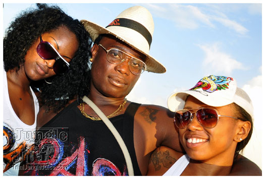 jet_attitud_jun11-071