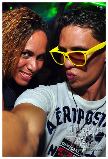 jet_attitud_jun11-123