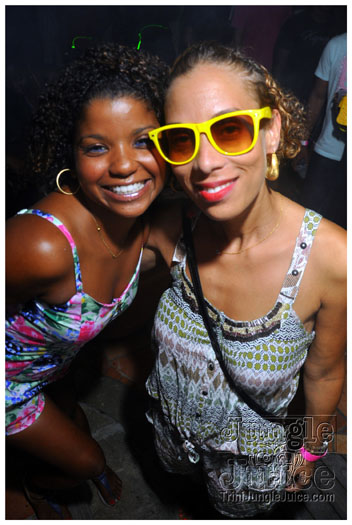 jet_attitud_jun11-145