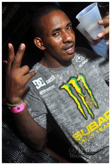 jet_attitud_jun11-162