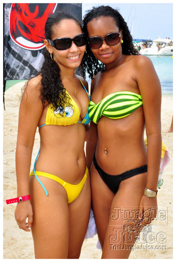 mercury_beach_2011_pt1-070