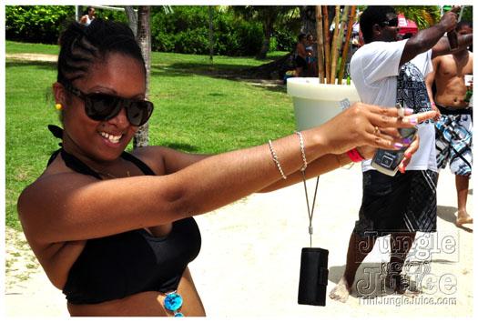 mercury_beach_2011_pt2-082