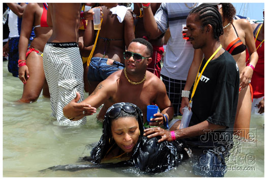 mercury_beach_2011_pt2-159