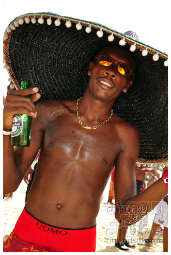 mercury_beach_2011_pt3-017