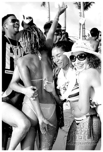 mercury_beach_2011_pt3-030