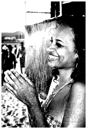 mercury_beach_2011_pt3-055