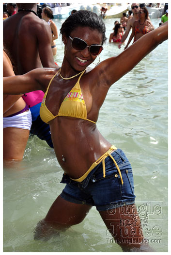 mercury_beach_2011_pt3-098