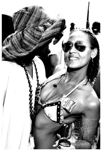 mercury_beach_2011_pt3-133