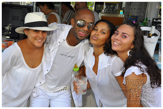 this_is_moet_2011_pt1-033