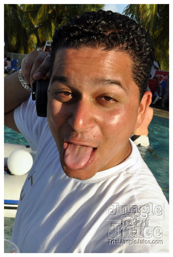 this_is_moet_2011_pt1-055